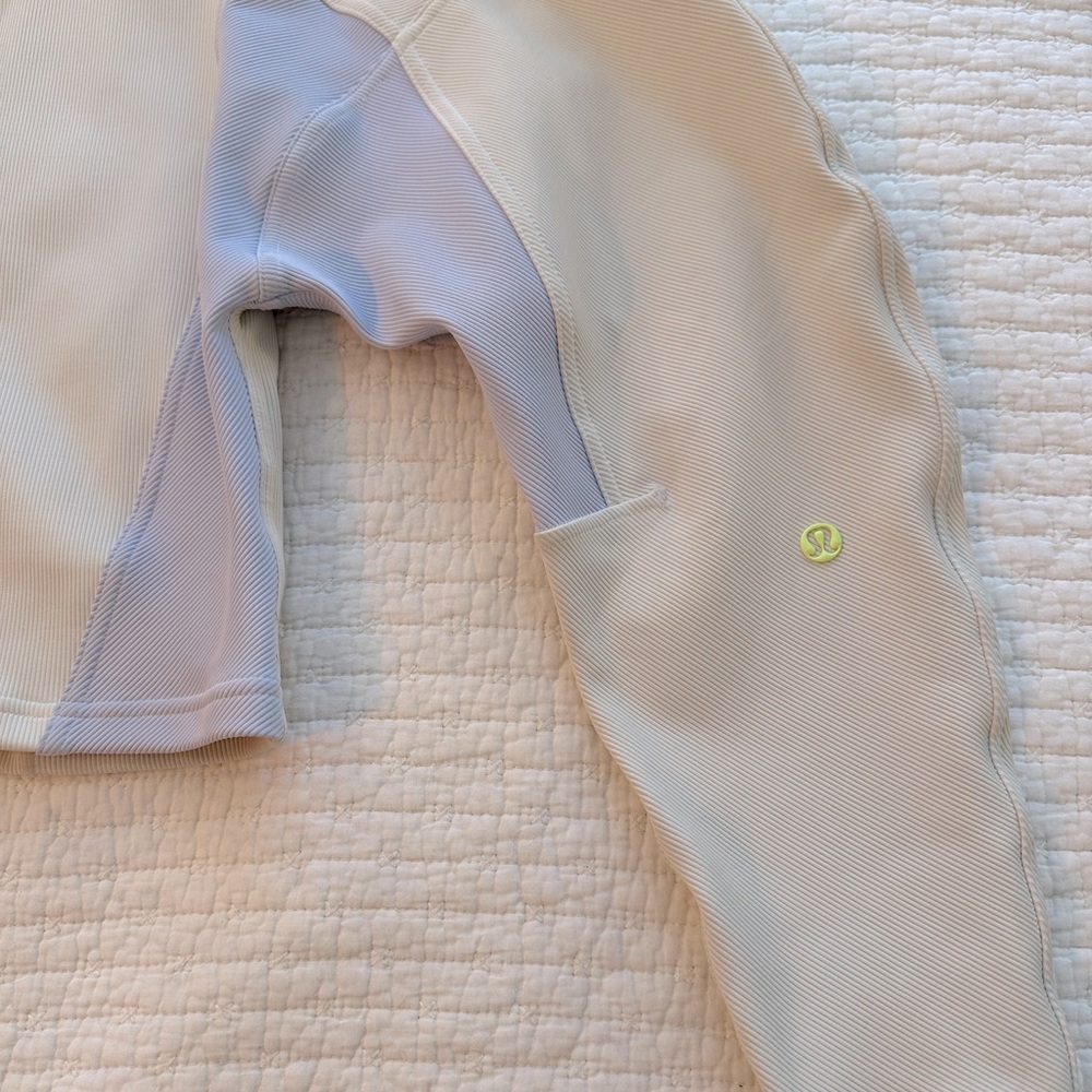 Lululemon Tech Pullover Crop Balloon Sleeves - image 6
